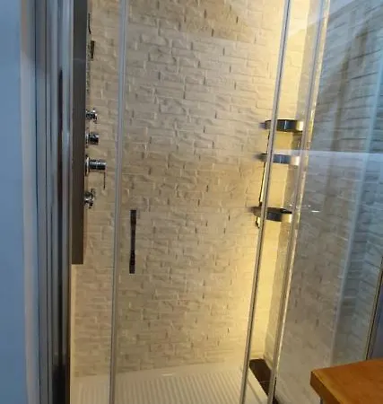 Vanessa فندق مبيت وإفطار 3*